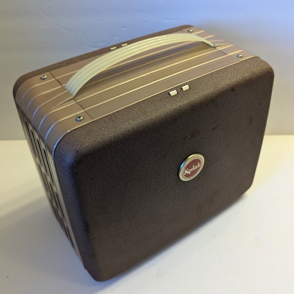 Vintage 1950's Kodak Brownie 300 Movie Projector F/1.6 Lens 8mm Model 1 - Picture 12 of 15